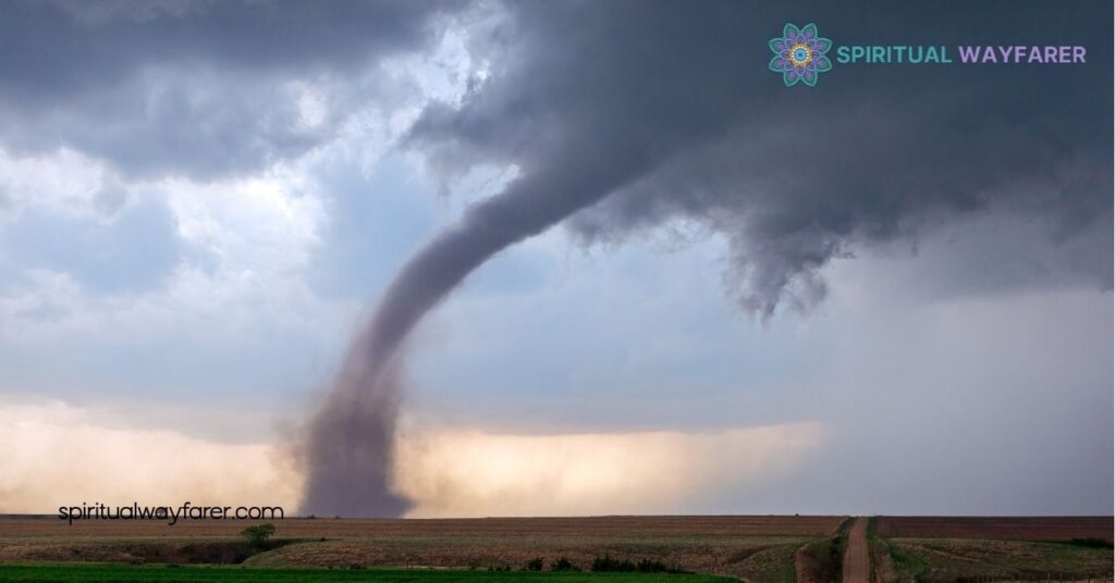 What is the Spiritual Meaning of a Tornado Dream? Find Out Now 1 Understanding Tornado Dreams